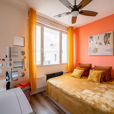 Apartament Le Cosy Centre, 2 Rooms, 2 Bathrooms, Free Wifi, Free Parking, Lift, Central, Renovated, Spacious *