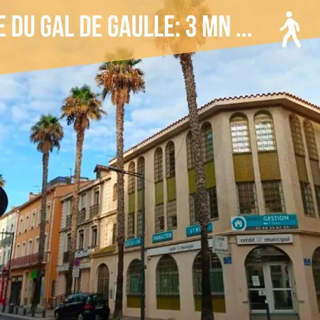Le Cosy Centre, Fully Air Conditioned , 2 Rooms, 2 Bathrooms, Free Wifi, Free Parking, Lift, Apartment Perpignan