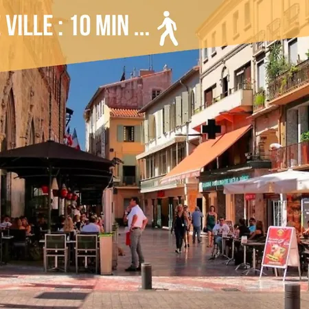 Le Cosy Centre, Fully Air Conditioned , 2 Rooms, 2 Bathrooms, Free Wifi, Free Parking, Lift, Apartment Perpignan