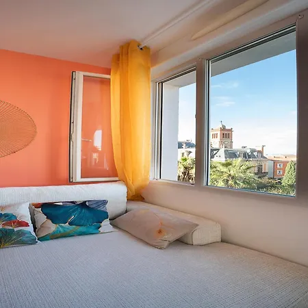 Le Cosy Centre, Fully Air Conditioned , 2 Rooms, 2 Bathrooms, Free Wifi, Free Parking, Lift,