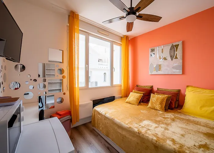 Apartman Le Cosy Centre, 2 Rooms, 2 Bathrooms, Free Wifi, Free Parking, Lift, Central, Renovated, Spacious *