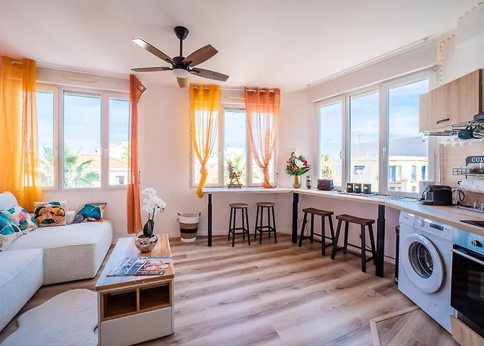 Le Cosy Centre, 2 Rooms, 2 Bathrooms, Free Wifi, Free Parking, Lift, Central, Renovated, Spacious